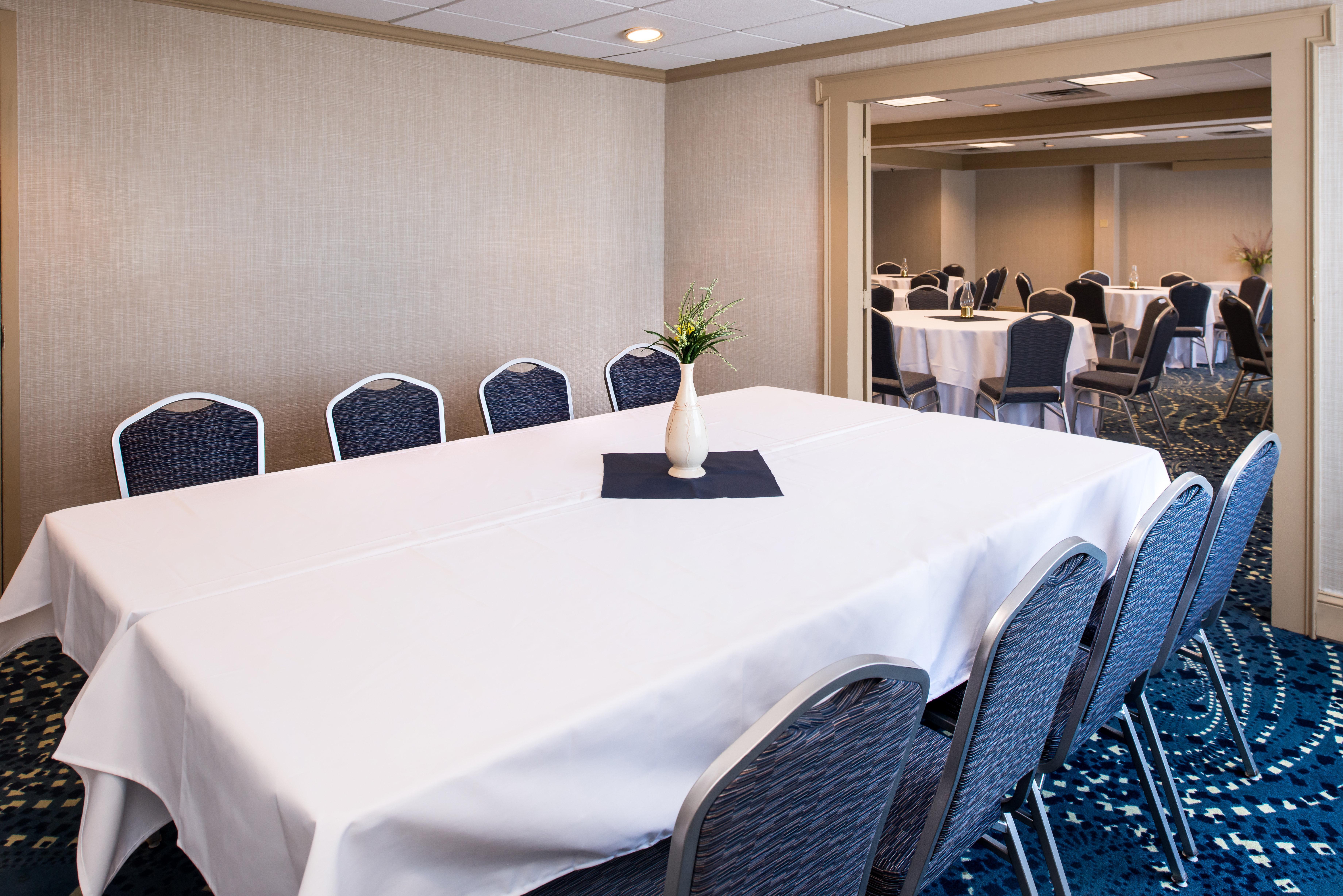 Holiday Inn Concord Downtown, An Ihg Hotel Bagian luar foto